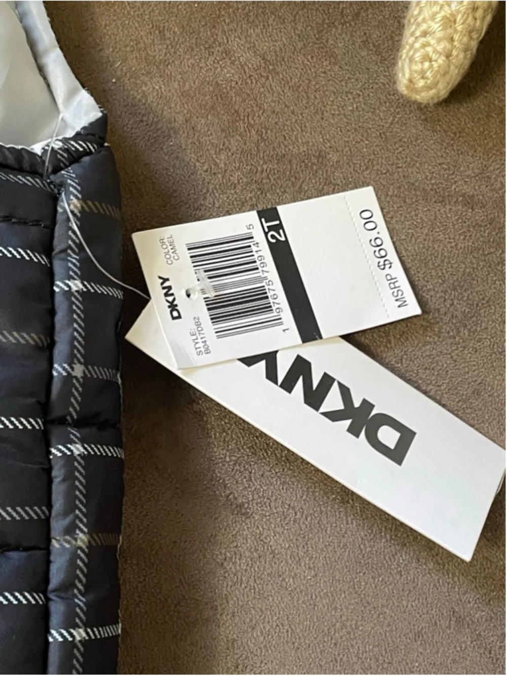 Boys DKNY Plaid Puffer Vest 2T Black White NWT